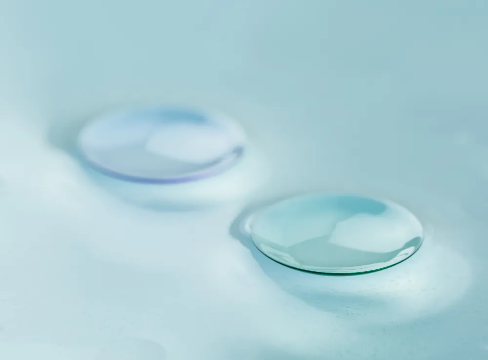 Contact lens fitting and training appointment